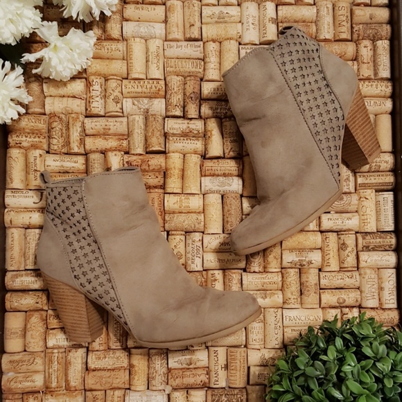 Charlotte Russe Shoes - Beige Star Ankle Booties